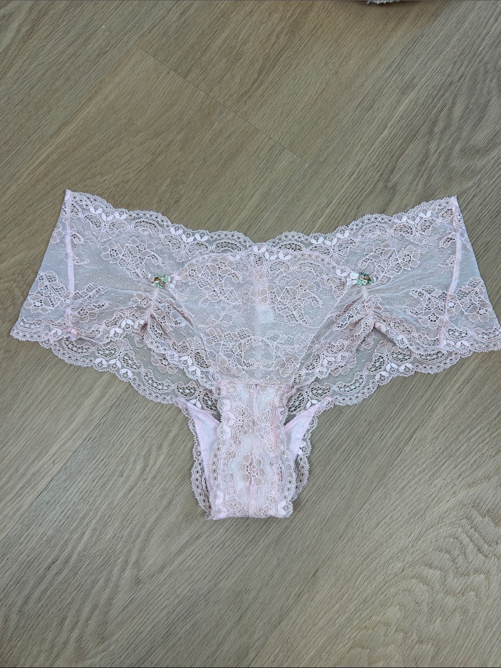 2003 Y2K Vintage Victoria’s Secret Lace Panty L